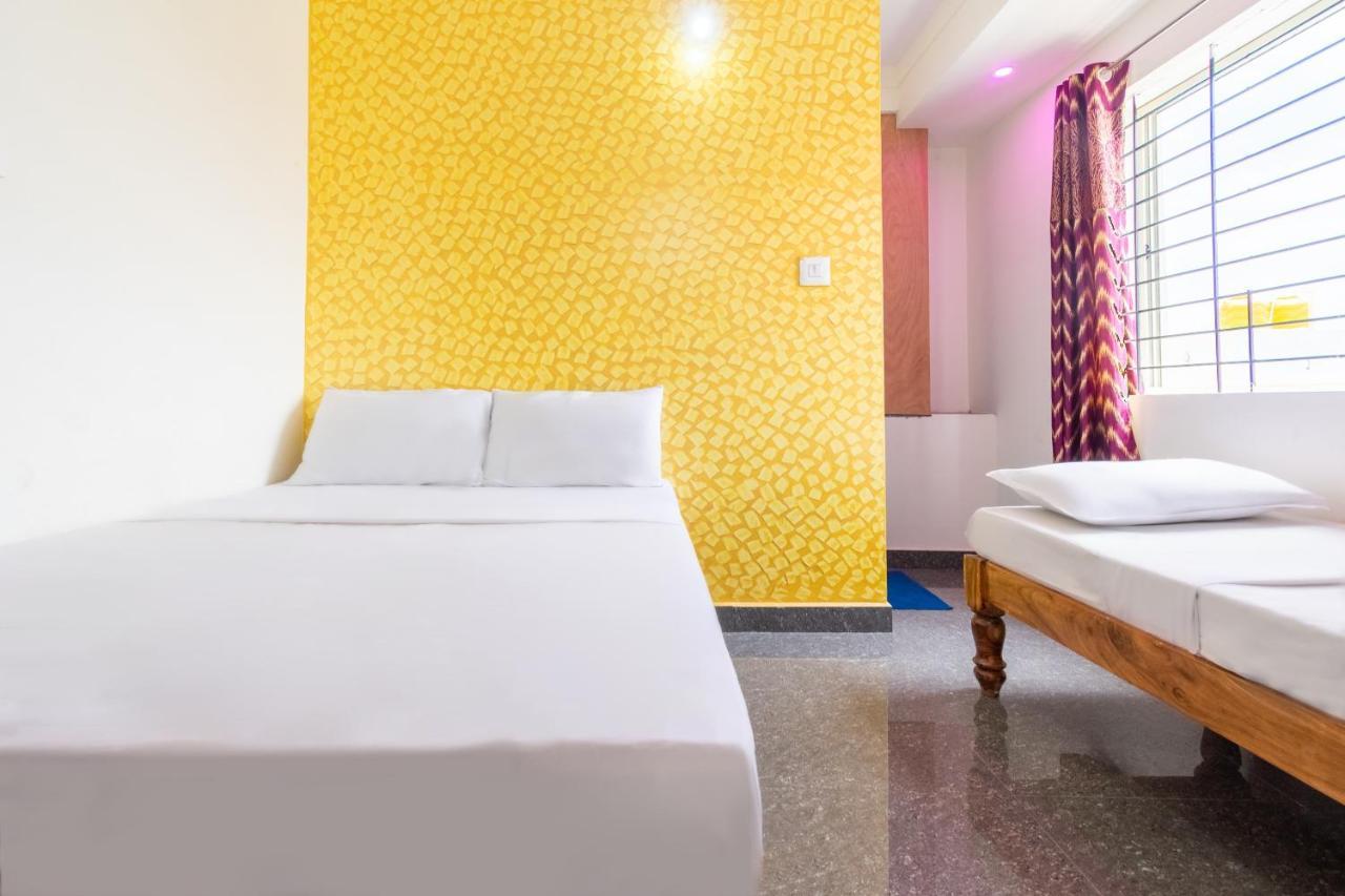 Hotel Spot On 45103 Galaxy Grand Narasimharaja Puram Exterior foto